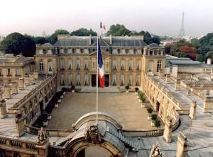 elysee Petit manuel juridique à l’usage des membres des cabinets qui cherchent à se recaser