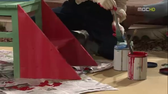 A Pâques, je fais de la peinture vlcsnap-2012-04-08-19h37m20s106.png