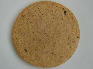 gâteau praliné au son d'avoine et fèves de cacao DSC04518