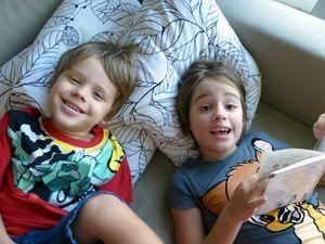 Des sourires d'enfants, tout simplement ... P1050643