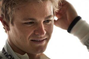 1ère pôle pour Nico Rosberg