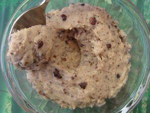 mousse noisette et fèves de cacao DSC04642