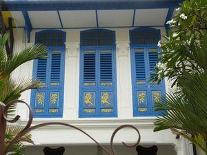 Encore un peu de culture péranakan avant de partir .... P1050683