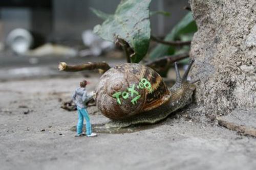 Slinkachu : Little People Street Art Slinkachu : Little People Street Art