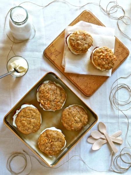 Carrot Cake Whoopies 3 De retour dans les airs ou mes Whoopie Pies Carottes Ricotta façon Carrot Cake et son « glaçage » Ricotta Cream Cheese.