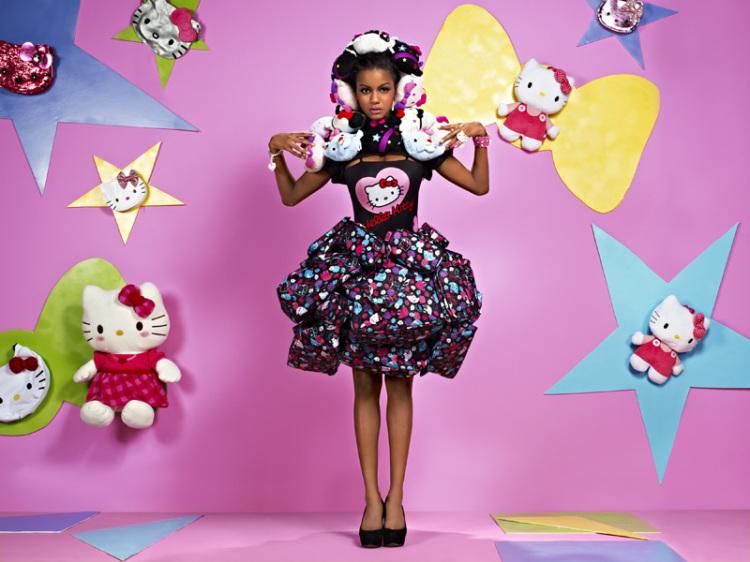 Hello Kitty à l'honneur d'America’s Next Top Model: British Invasion http://www.jaimehellokitty.com/images/ARTICLES14/ANTMBritishInvasionEpisode8GeorginaChapmanamericasnexttopmodel30563816800600.jpg