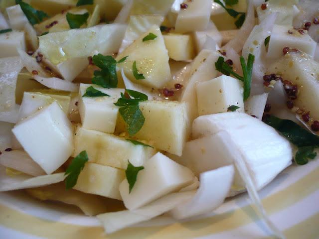 Salade d'endive, vinaigrette au curry Salade d'endive, vinaigrette au curry