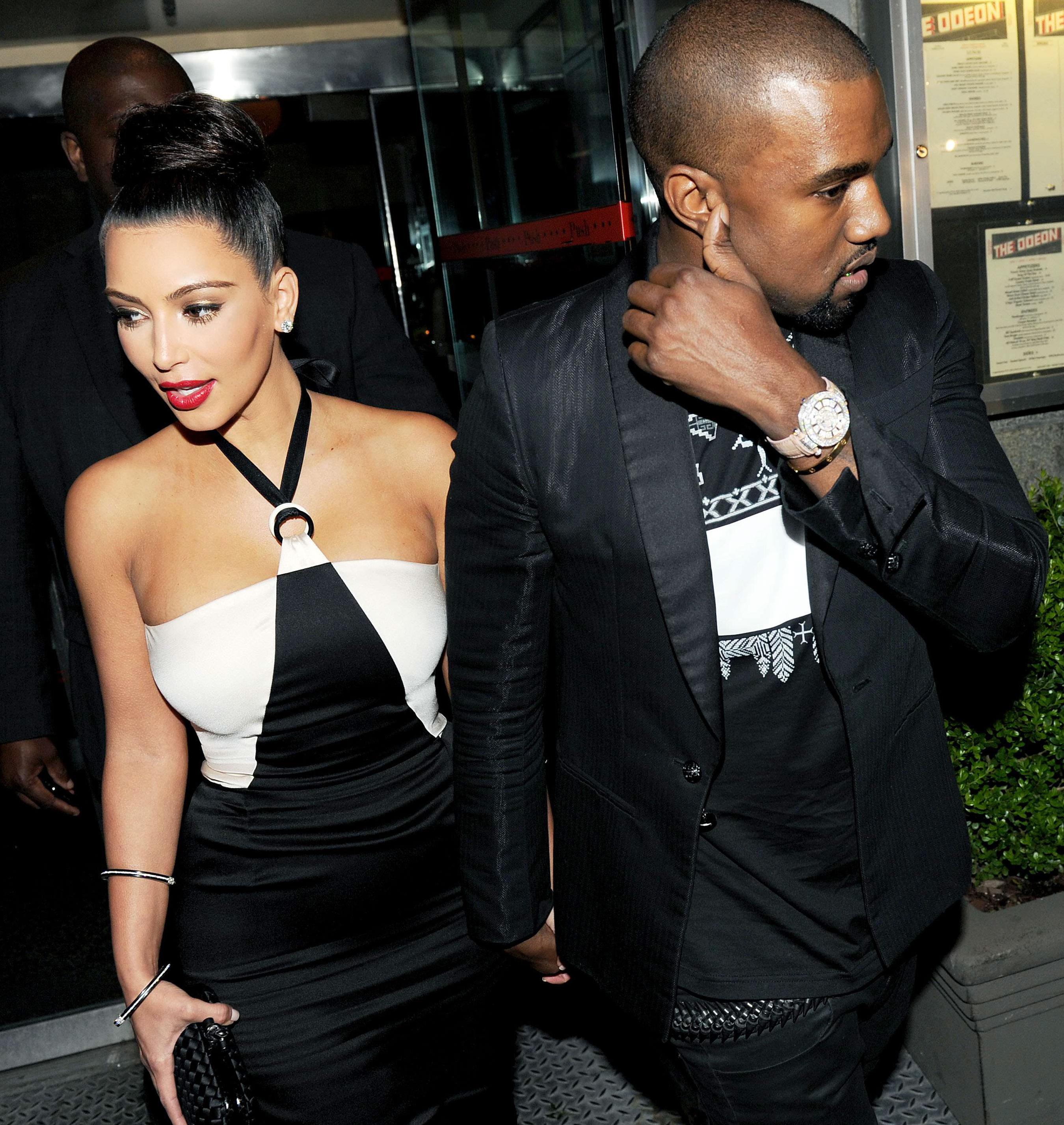 Kim Kardashian et Kanye West : main dans la main à NYC