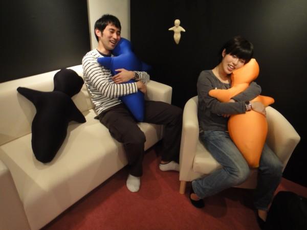 Hugvie Hugvie 600x450 Hugvie : un coussin capable de reproduire des battements de cœur