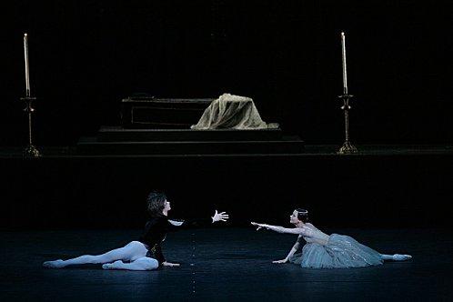 Le Bolchoï 201-rj-220410-c-photo-by-damir-yusupov-bolshoi.jpg