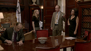 Critiques Séries : Veep. Saison 1. Episode 2. Frozen Yoghurt. vlcsnap-2012-05-01-00h13m02s185.png