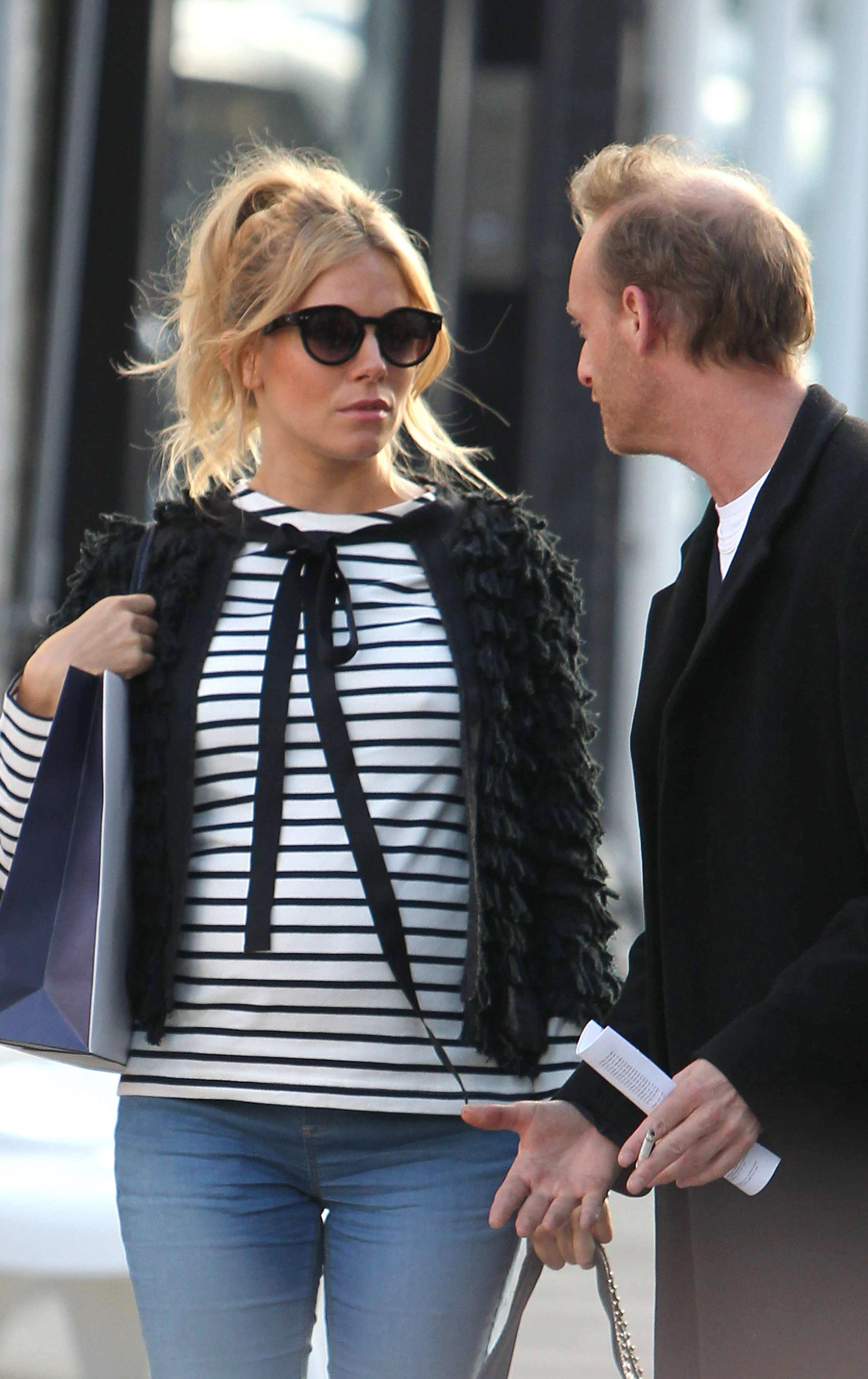 Le look de Sienna Miller à la Brigitte Bardot : IN or OUT ?