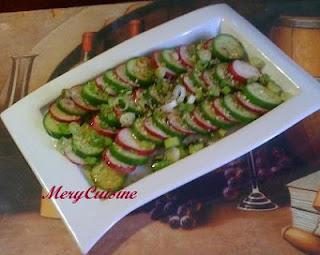 Salade de concombre libanais et radis