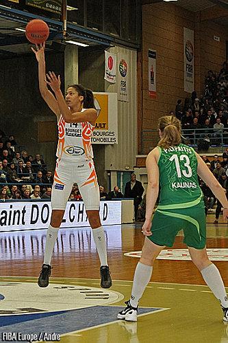Play Offs: Bourges champion dès ce soir ? Emmeline-N-DONGUE.jpg