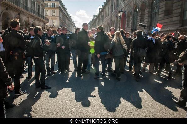 Manifestation du premier mai 2012 du Front National, Paris. manifestation-premier mai-front-national-paris-0038
