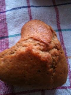 Muffins bio à la banane sans gluten, sans lait, sans oeuf Muffins bio à la banane sans gluten, sans lait, sans oeuf