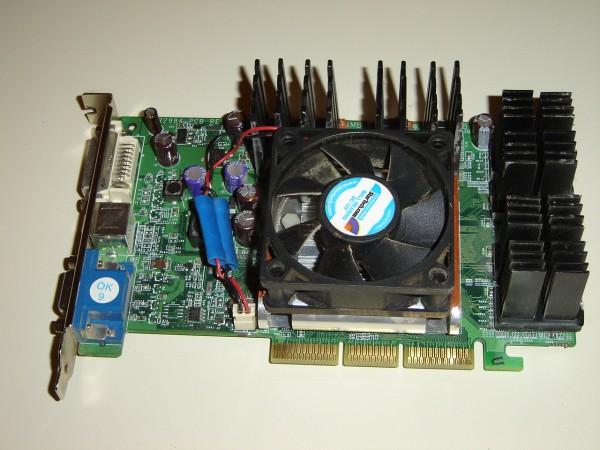 b8318a75_vbattach3424 b8318a75 vbattach3424 600x450 Accelero Hybrid : un watercooling tout en un pour cartes graphiques