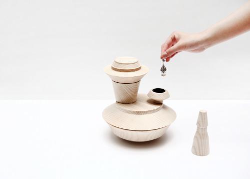 Cairn la boite à bijoux par Constance Guisset Cairn la boite à bijoux par Constance Guisset