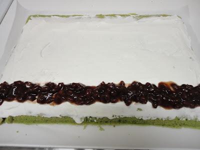 Roll cake au thé vert et haricots rouges