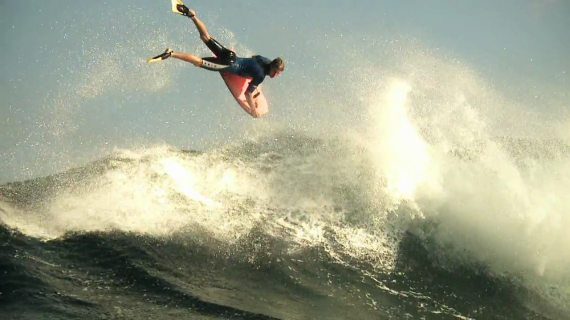 DINERO LEON OFFICIAL TEASER Dinero Leon : Official bodyboard teaser by Alejandro Ramirez !