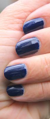 Royal Navy de BUTTER LONDON, mon coup de coeur!!! Royal Navy de BUTTER LONDON, mon coup de coeur!!!