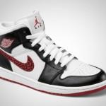 Air-Jordan-1-Phat-White-Varsity-Red-Black-03-540x365 Air-Jordan-1-Phat-White-Varsity-Red-Black-03-540x365