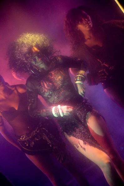 Rihanna : les photos torrides du tournage de son clip