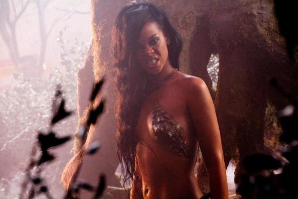 Rihanna : les photos torrides du tournage de son clip