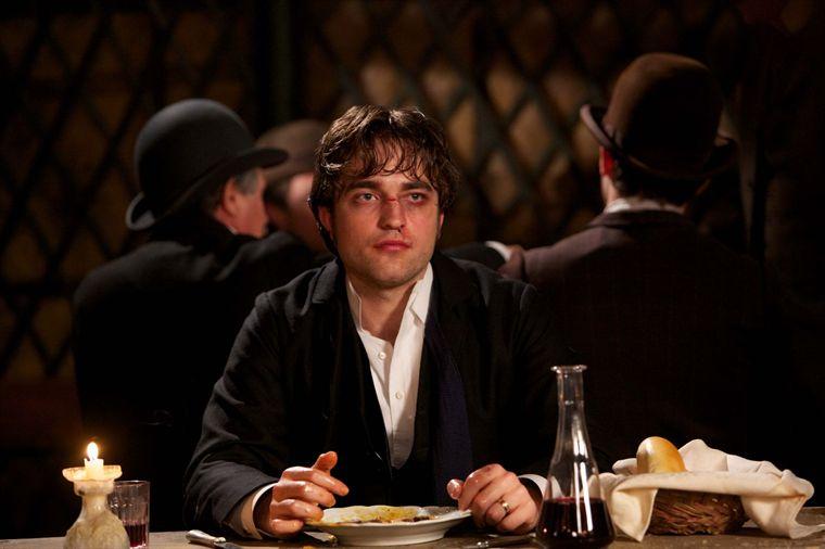Vous voulez du Robert Pattinson, encore et encore ? :) Vous voulez du Robert Pattinson, encore et encore ? :)