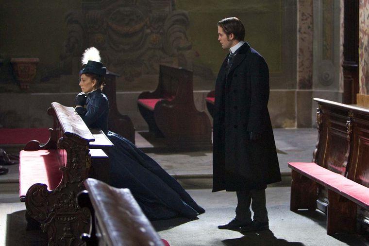 Vous voulez du Robert Pattinson, encore et encore ? :) Vous voulez du Robert Pattinson, encore et encore ? :)