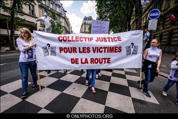 Marche silencieuse du collectif Justice pour les Victimes de la Route. Mai 2012. marche-collectif-justice pour les victimes-route-paris-0006