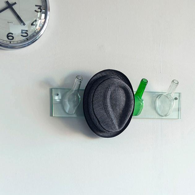 porte-manteaux-verre-1 Lucirmás – Recyclage de bouteilles en porte manteaux
