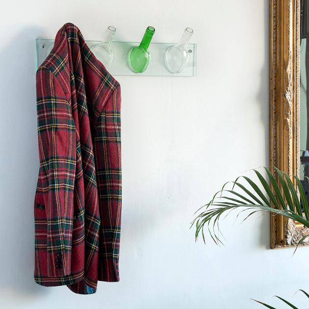 porte-manteaux-verre-2 Lucirmás – Recyclage de bouteilles en porte manteaux