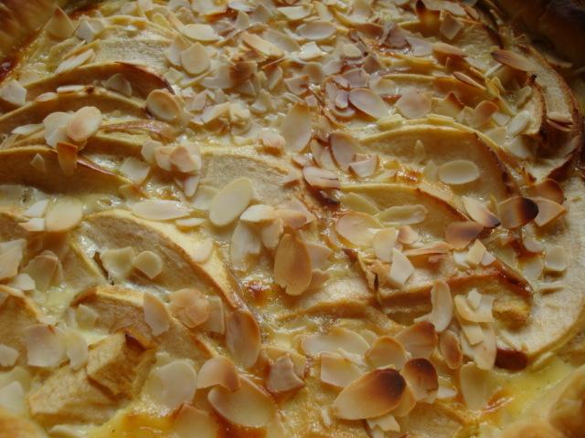 Tarte aux pomme crème amande DSC09096.JPG