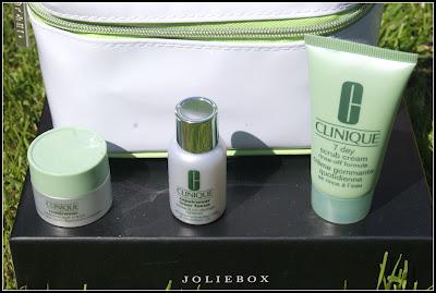 Jolie Box de mai, moi elle me plait!!! Jolie Box de mai, moi elle me plait!!!