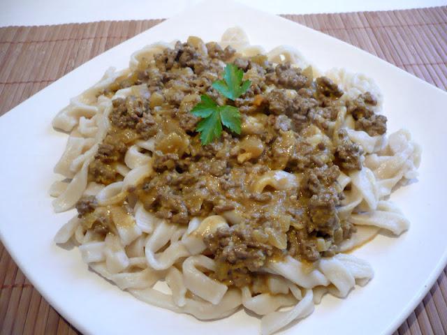 Tagliatelles aux épices : mes premières pâtes fraîches ^^ Tagliatelles aux épices : mes premières pâtes fraîches ^^