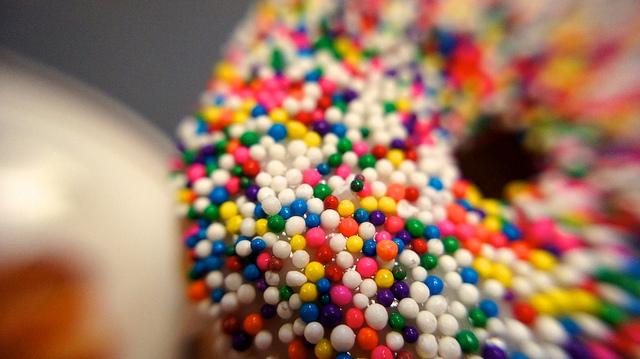 Beignes saveur arc-en-ciel ! anteketborka.blogspot.com, beignes15