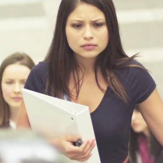 Zoochosis-Escalator-1 J’aime regarder les filles qui marchent…