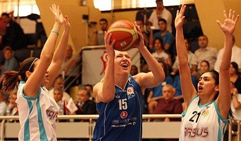 Turquie : Marina KRESS et Devran TANACAN à Edremit Marina-KRESS--Botas-_sportstv.com.tr-copie-1.jpg