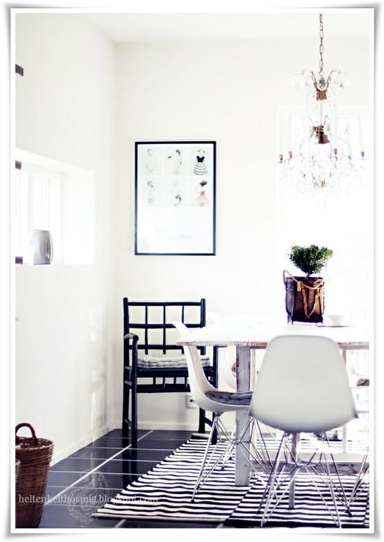 DECOuvrir-graphique A black & white graphic and geometric mix