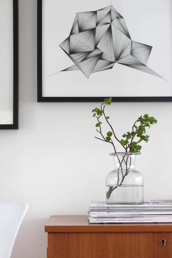 DECOuvrir-graphique A black & white graphic and geometric mix