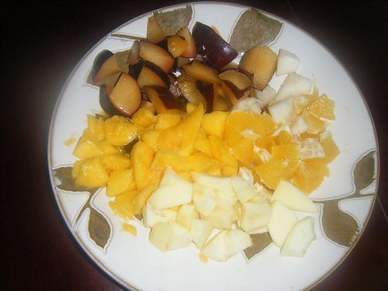 Mousse au fromage blanc, fruits, choco et noix Mousse au fromage blanc, fruits, choco et noix