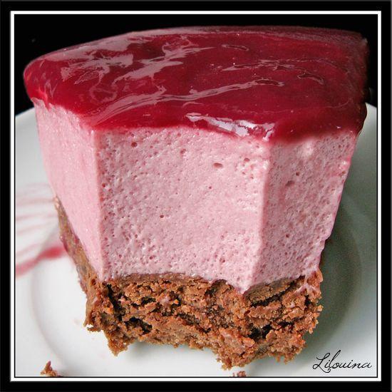 Bavarois à la framboise sur gâteau au chocolat... bavaroisframboise04