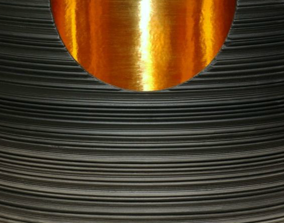 vase-sevres-soulages-3 vase sevres soulages 3 Superbe vase de Pierre Soulages réalisé par la Manufacture Nationale de Sèvres chez Artcurial Céramique Design & Moderne