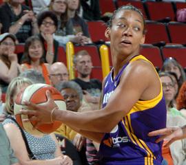 WNBA : Fin de saison pour Sharnee ZOLL Sharnee-ZOLL--Los-Angeles-_wnba.com.jpg