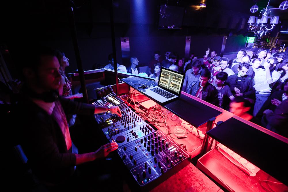 Trahi Sua Quemque Voluptas - Pearl Nuit 2 NS 2012 BD©b rob 4 Nuits sonores 2012 : jour 2 et nuit 2