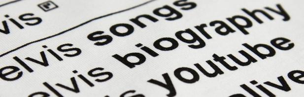 Un moteur de recherche en tee shirt. Un moteur de recherche en tee shirt.