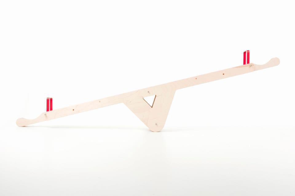 SeasawSeat : un banc convertible en balançoire ! SeasawSeat : un banc convertible en balançoire !