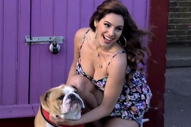 Crush : la collection Kelly Brook pour New Look
