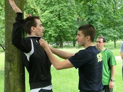 Agression dans le bois de Vincennes Agression dans le bois de Vincennes